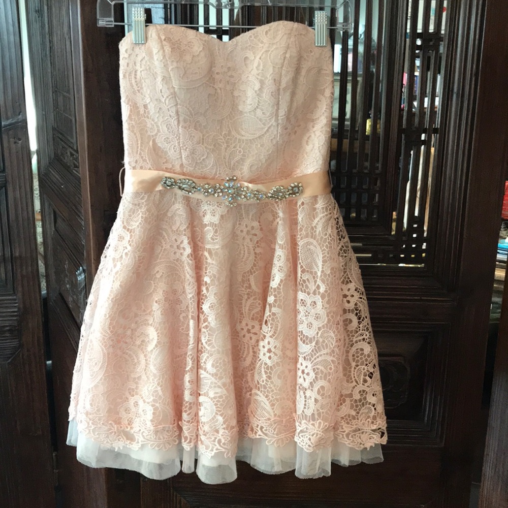 Pink Strapless formal Dress like new, SZ 5/6